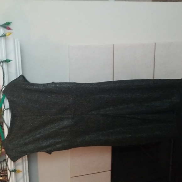 Sparkly blk v-neck dress. It has a back zip entry. - Picture 3 of 3